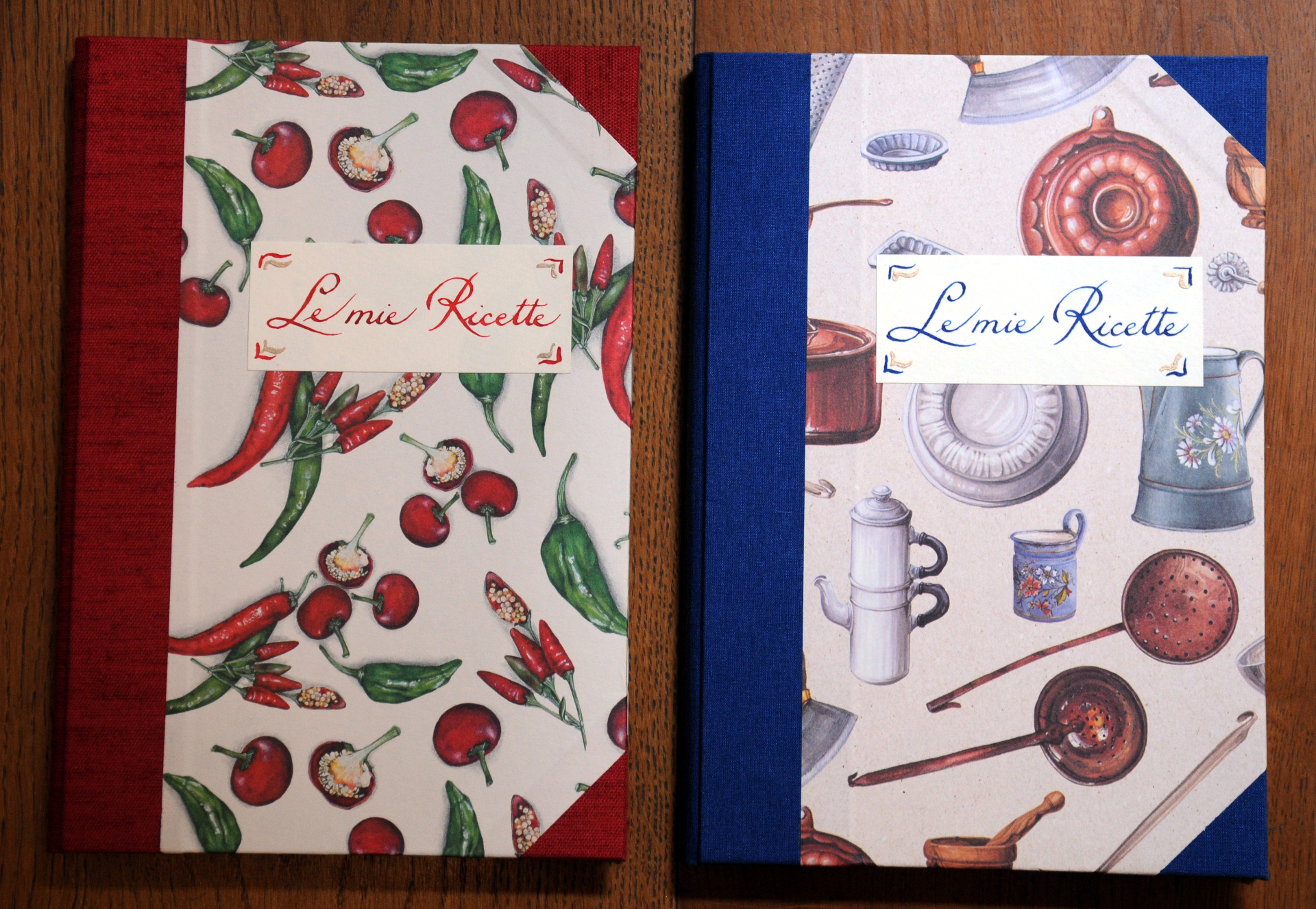 Articoli da Regalo :: Gli album fotografici, i quaderni in pelle anticata e  i libri a tema :: Quaderno delle ricette da cucina :: Quaderno ricette  cucina in carta decorata e tela